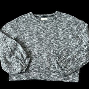 Madewell Grey cropped sweater with puffed sleeves‎ M Medium Warm Cozy Boho Soft